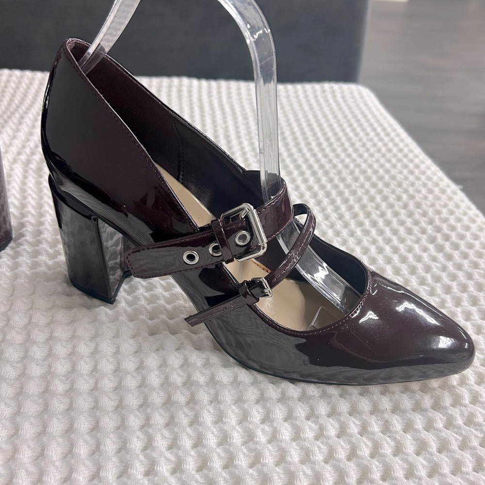 NWOT! Simply Styled Deep Maroon Chunky Heeled Double Buckle shoes! Size 9 1/2